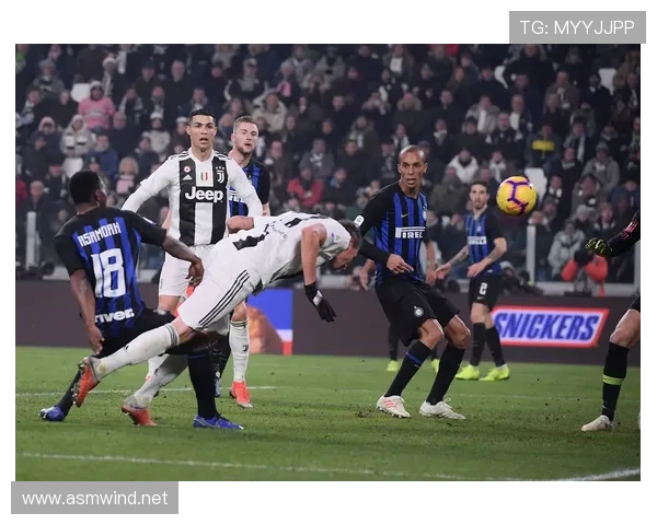 国际米兰进攻过度依赖单一手段，进球集中暴露战术隐患