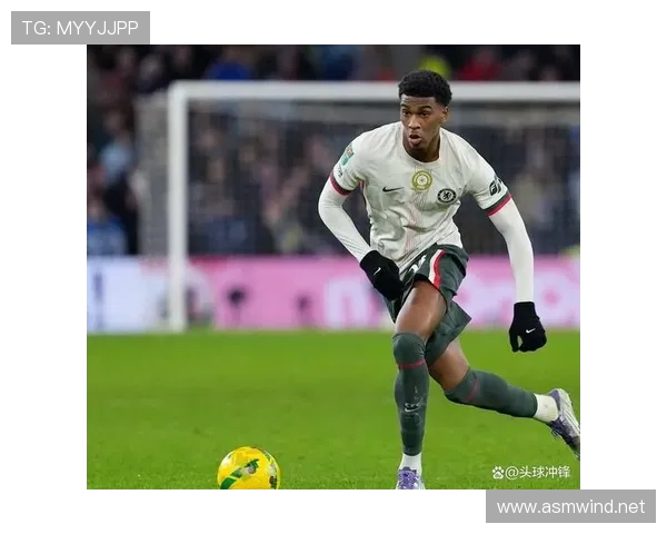 拜仁更衣室矛盾传闻增加,对球队表现稳定性与赛季走势带来影响 拜仁更衣室矛盾传闻增加,对球队表现稳定性与赛季走势带来影响