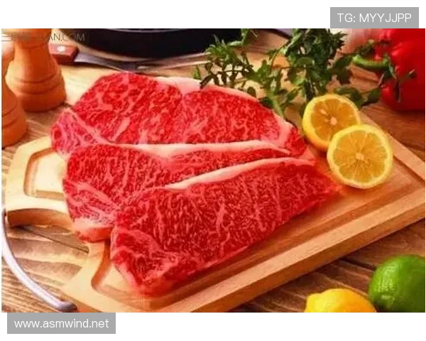 乔恩·琼斯家里冰箱塞满牛排，训练完直接生啃