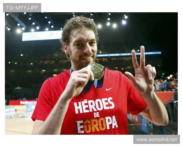 保罗·加索尔挡拆联动提升内线得分多样性，区别于同时代中锋单点突破