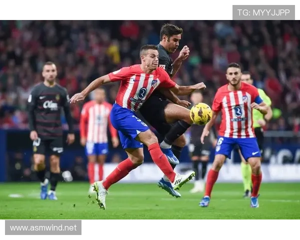 皇马控制力下滑但稳定性持续，赛季中期表现对联赛格局影响逐步显现